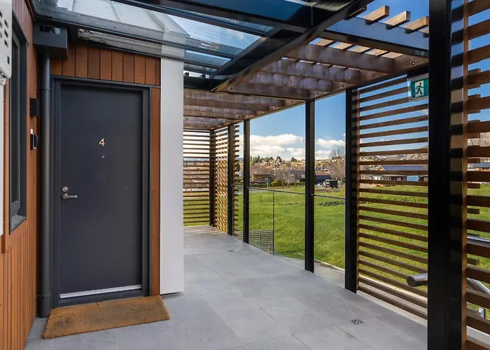 Ashgrove Lane * Wanaka